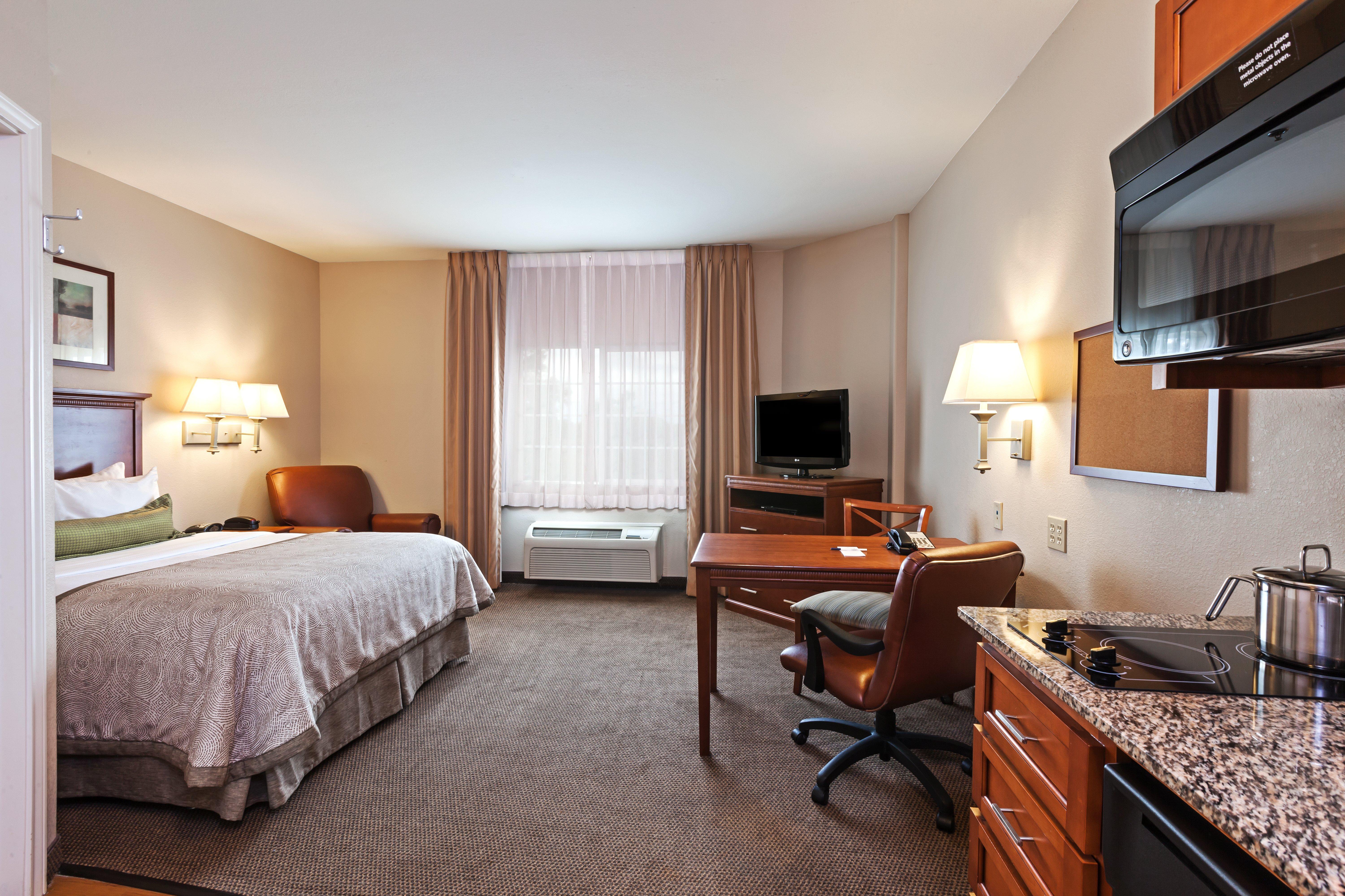 Candlewood By Ihg Hotel 2*