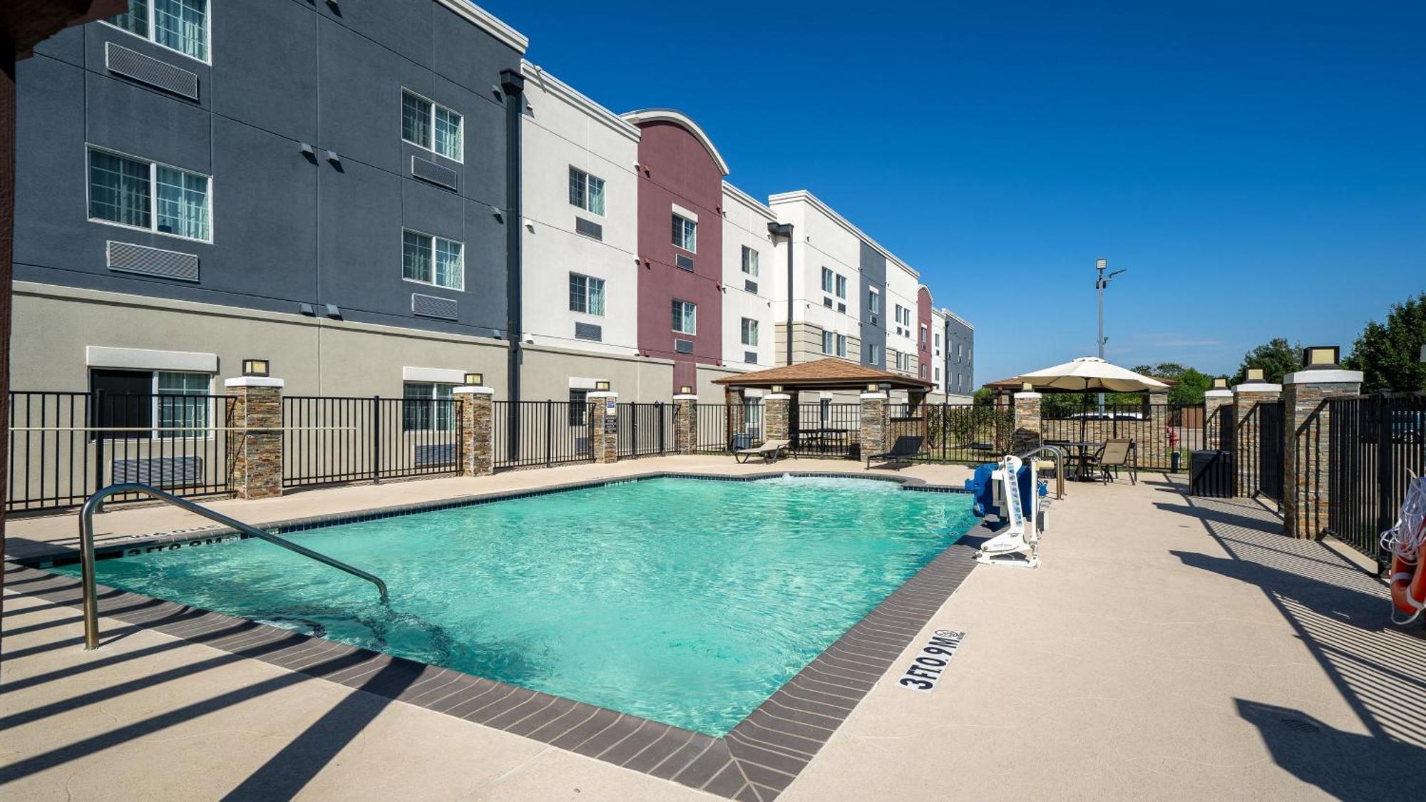 Candlewood By Ihg