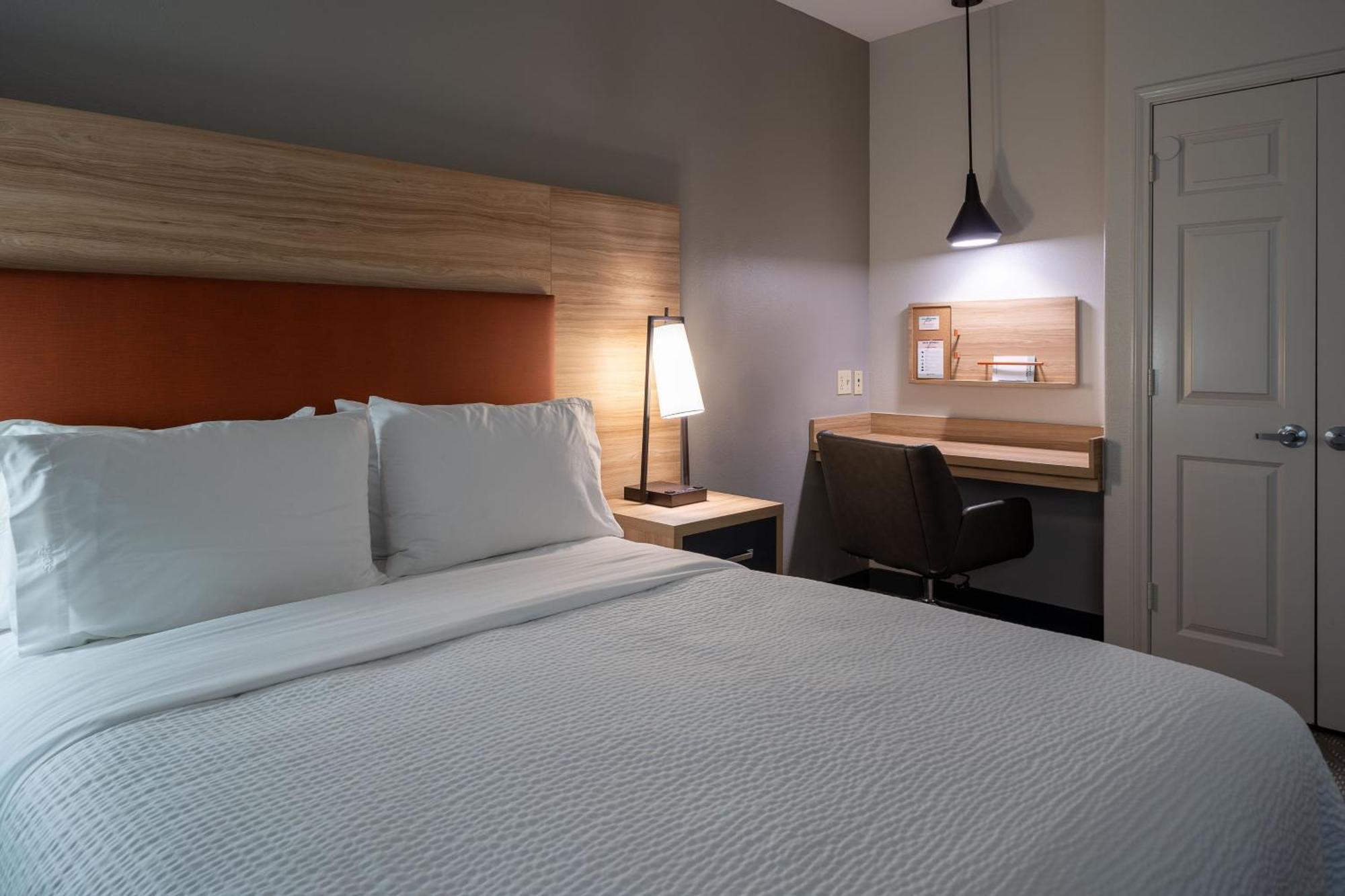 Hotel Candlewood By Ihg 2*