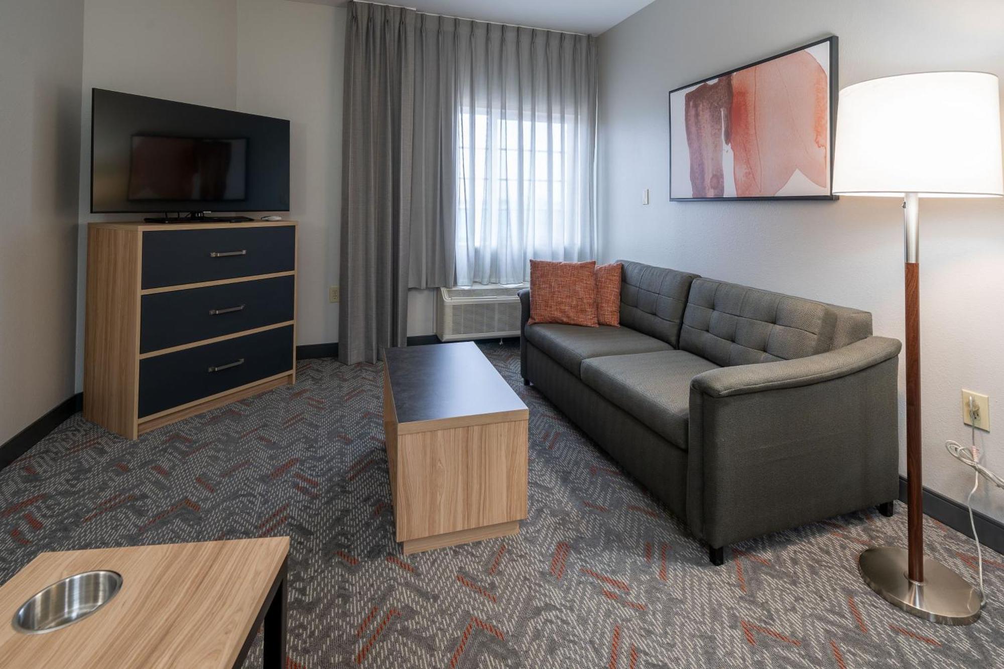 Candlewood By Ihg 2*