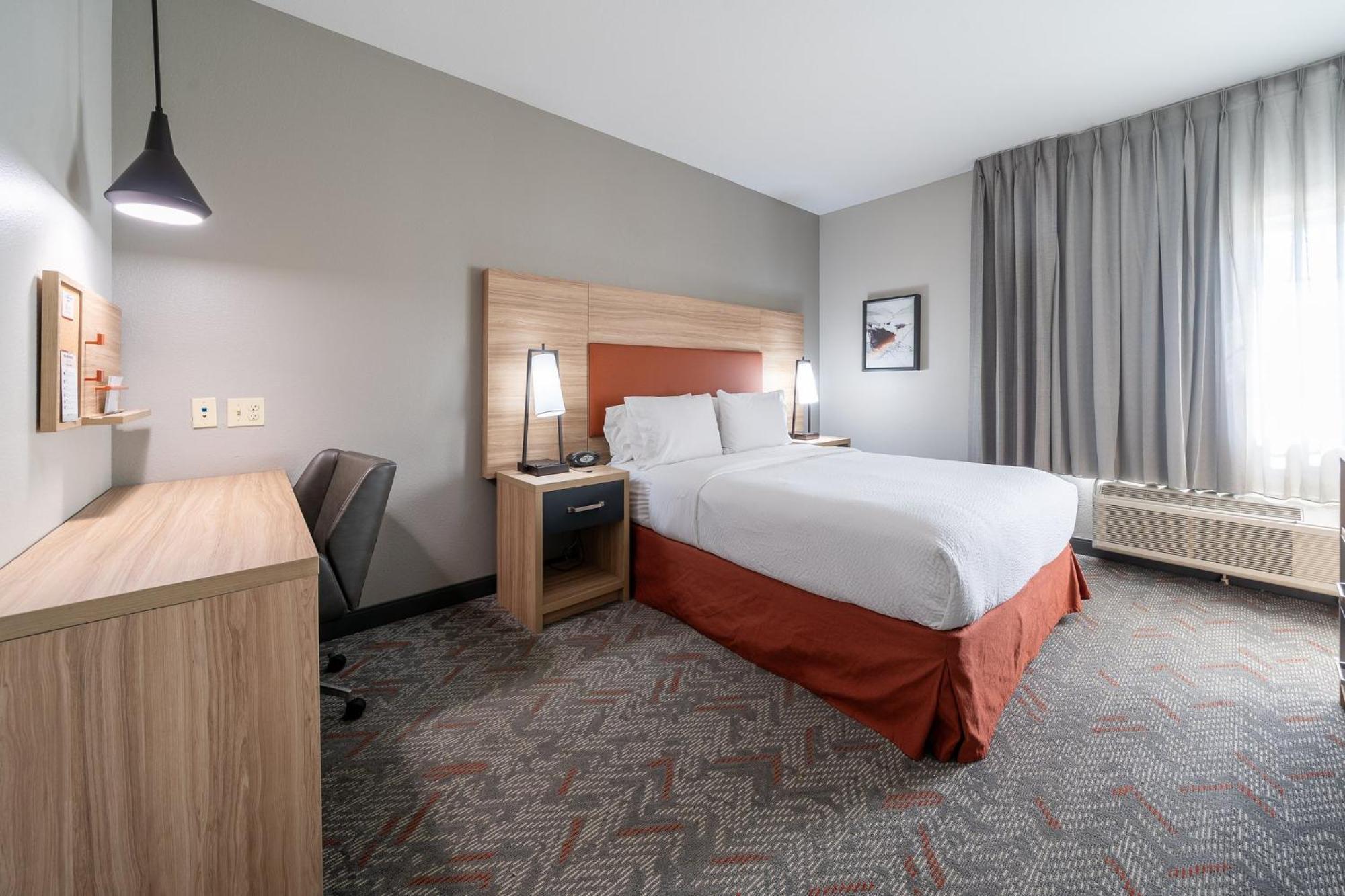Candlewood By Ihg 2*