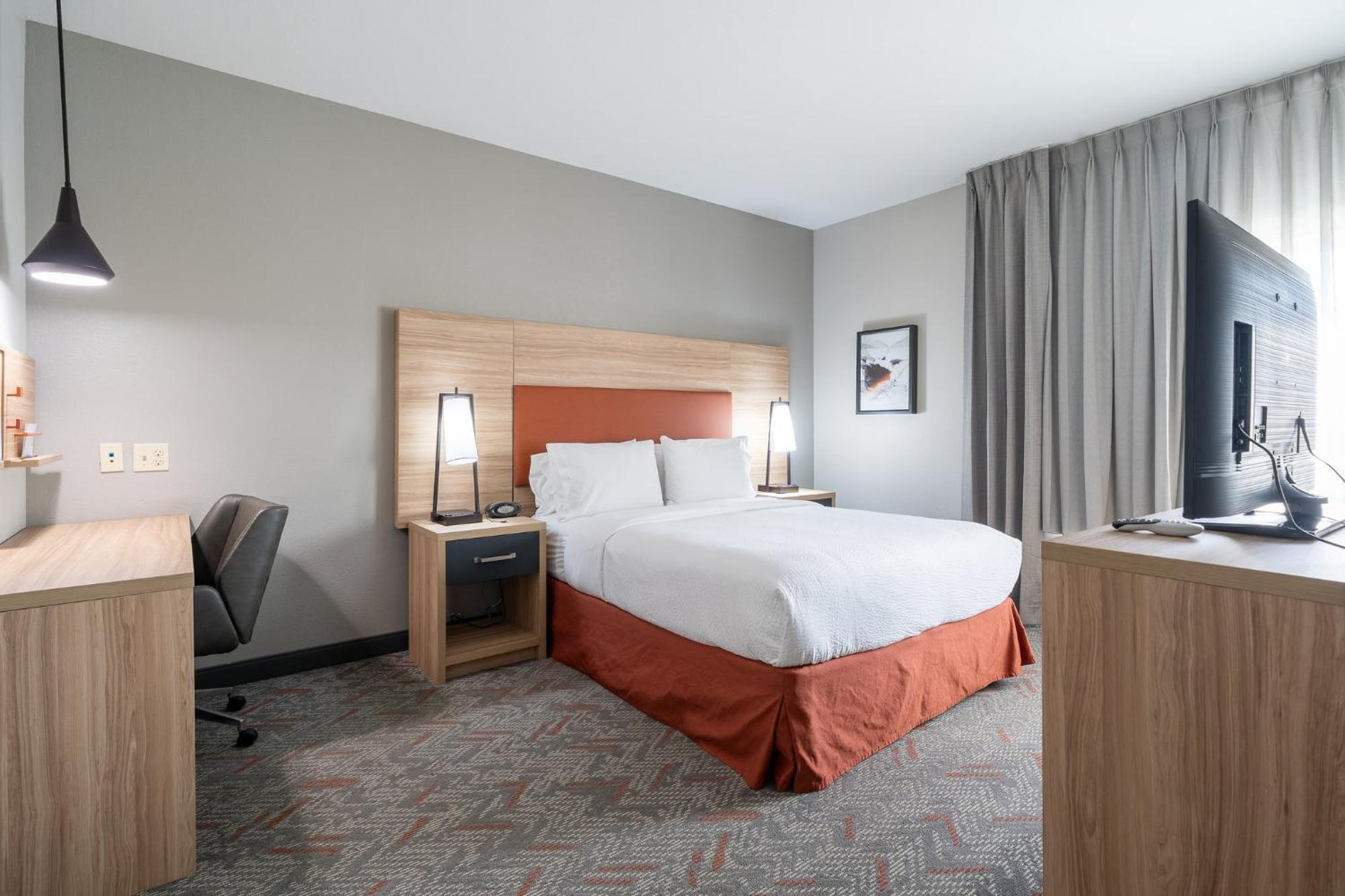 Hotel Candlewood By Ihg 2*