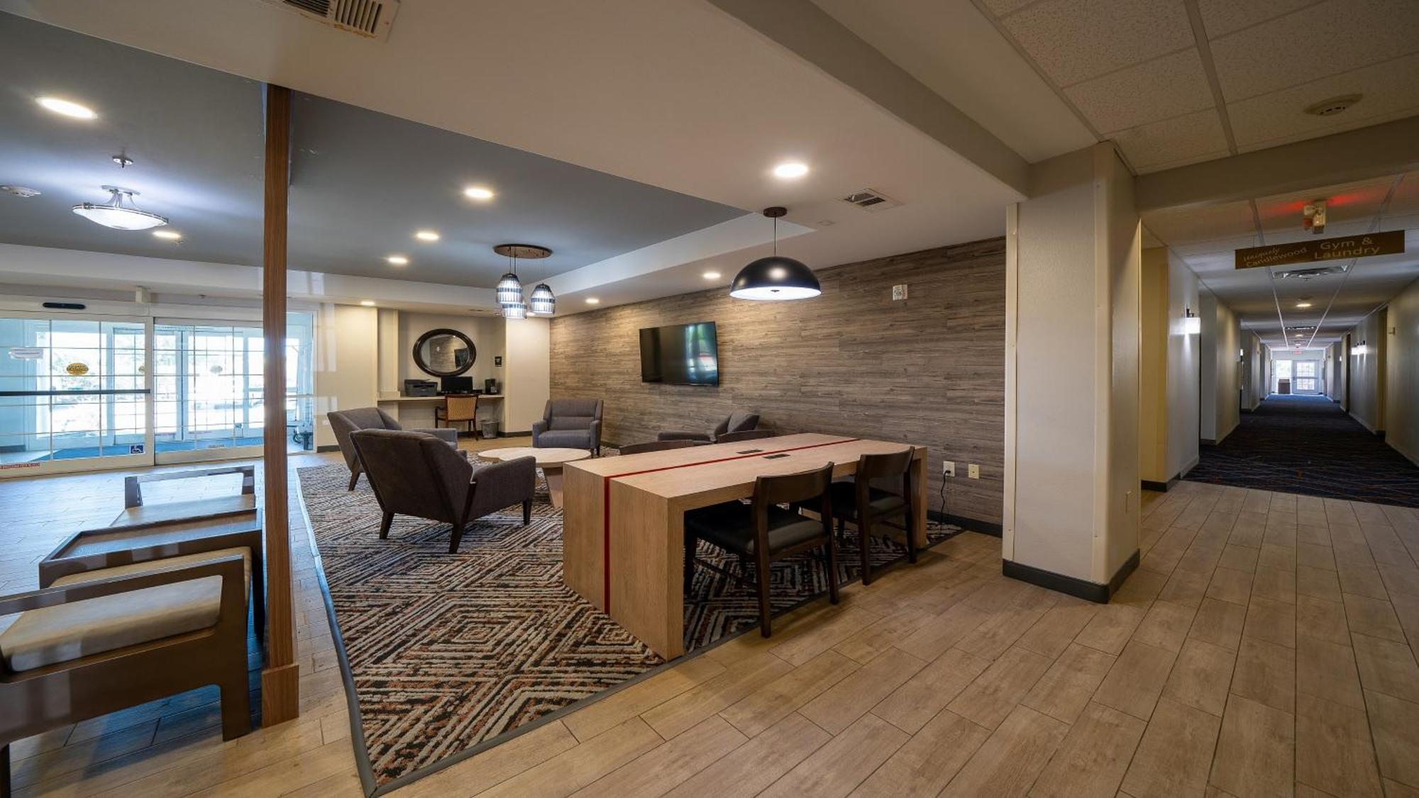Candlewood By Ihg Hotel Baytown