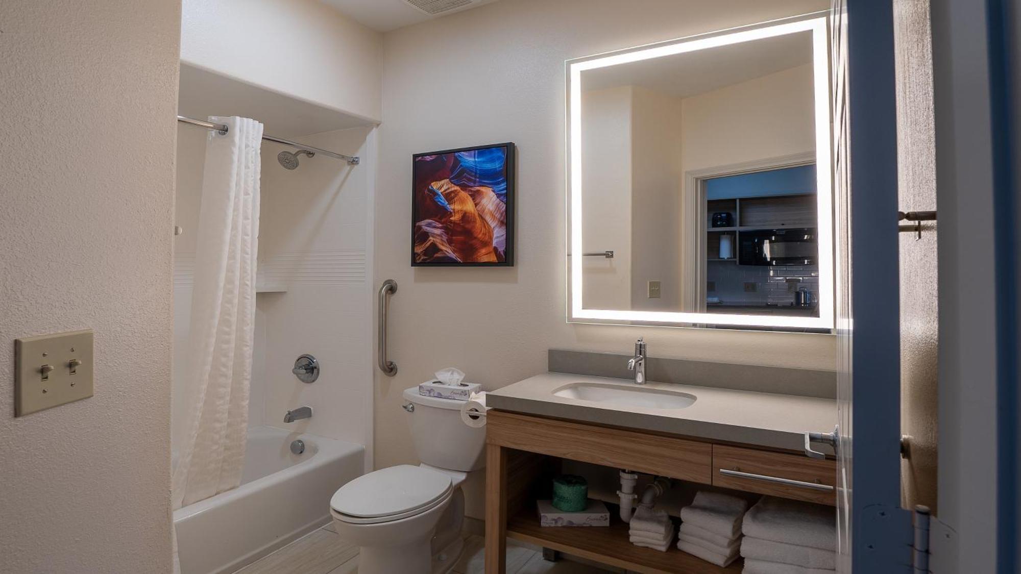 Candlewood By Ihg Hotel Baytown