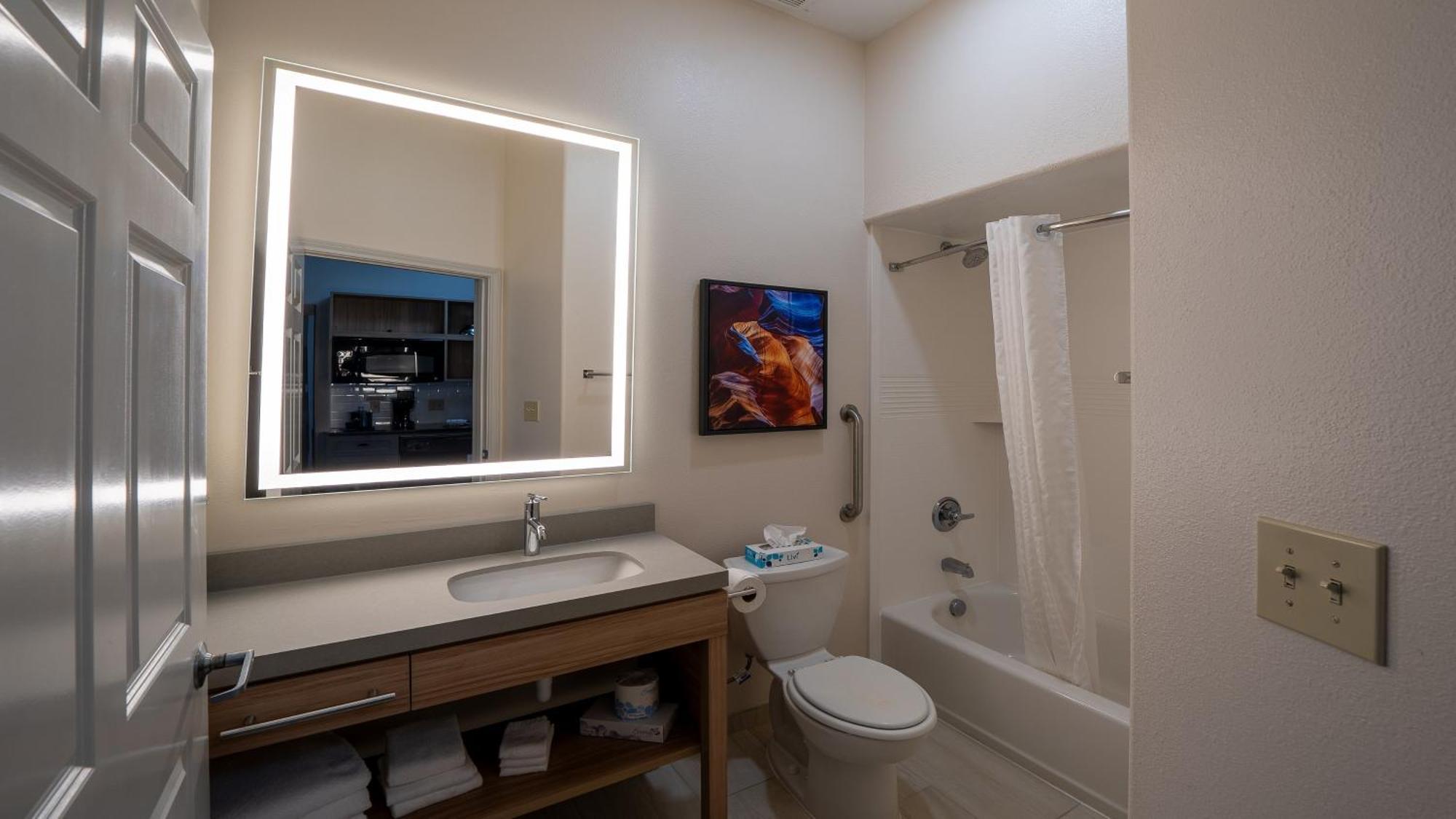 Candlewood By Ihg Baytown