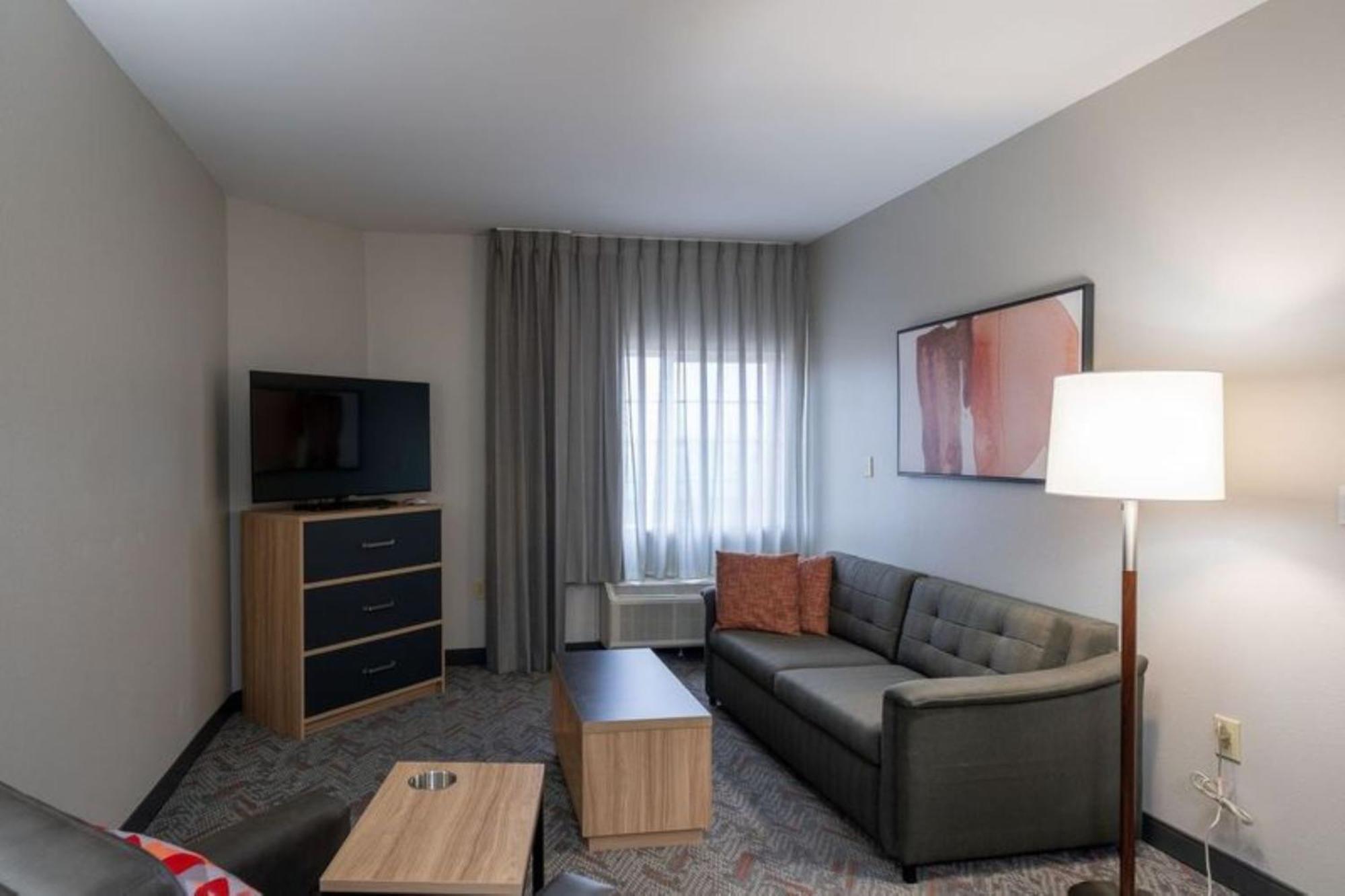 Candlewood By Ihg Hotel Baytown